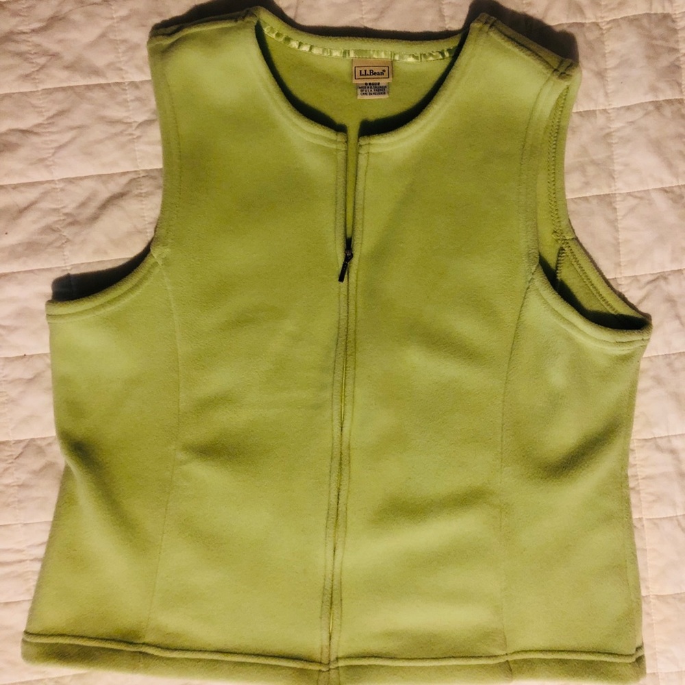 LL Bean Women’s fleece vest • lime green, full zip